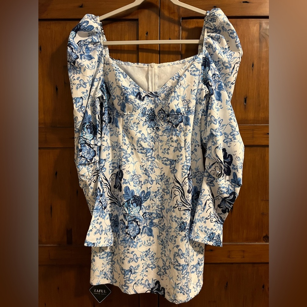 Zaful White & Blue Victorian Floral puff long sleeve dress